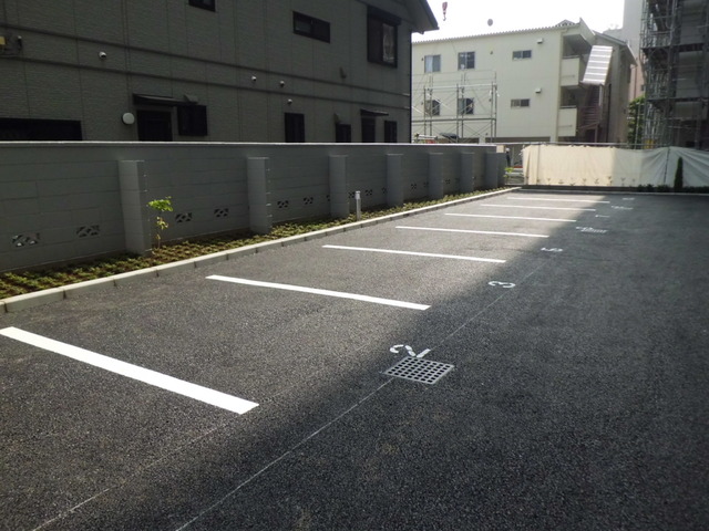 駐車場　駐車場