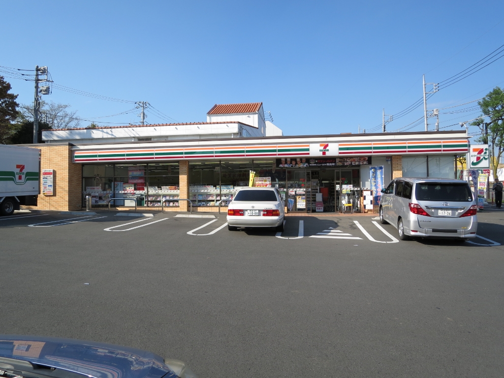 コンビニ　セブンイレブン 町田成瀬駅北店（コンビニ）まで215m