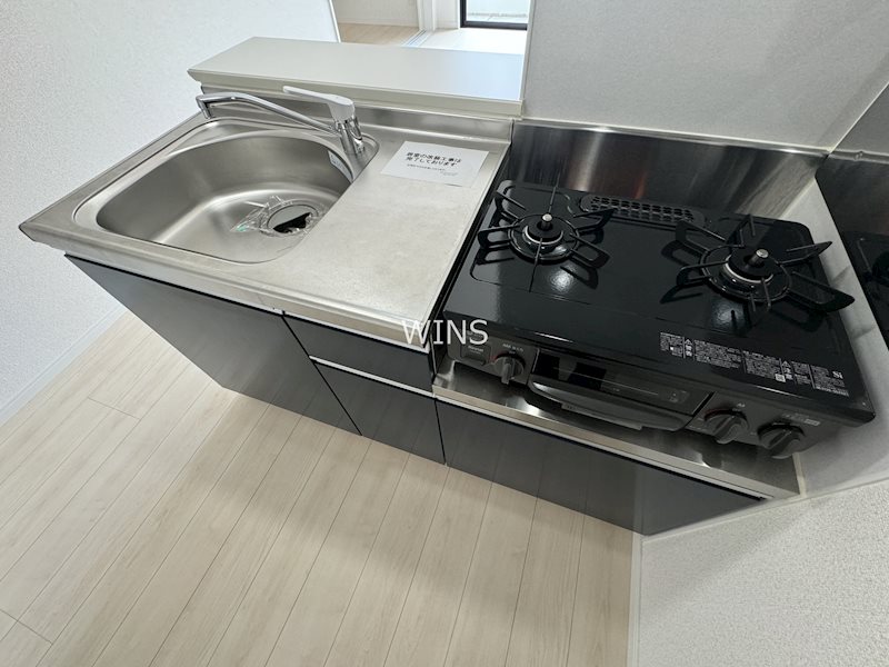 キッチン　別部屋参考写真です