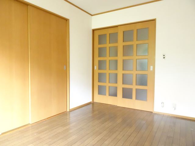 その他部屋・スペース　日当たり良い６帖の洋室です。