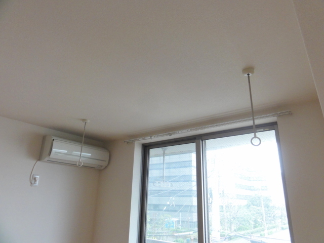 その他部屋・スペース　★雨の日でも安心な室内物干しフック★
