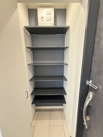バルコニー　家具・家電付きの物件です