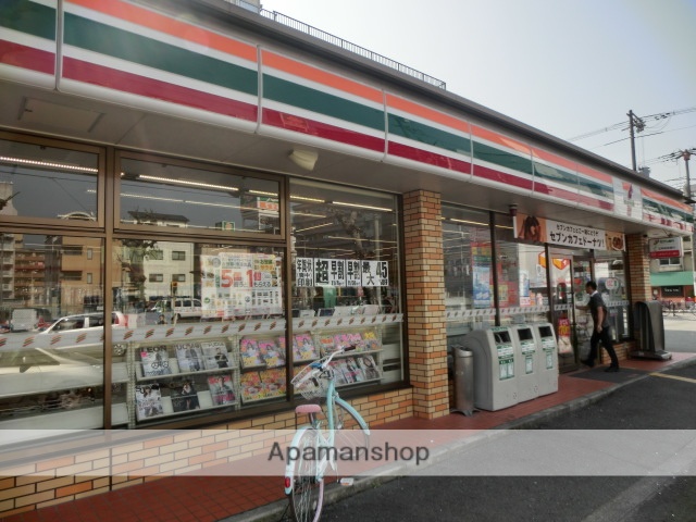 コンビニ　セブンイレブン（コンビニ）まで500m