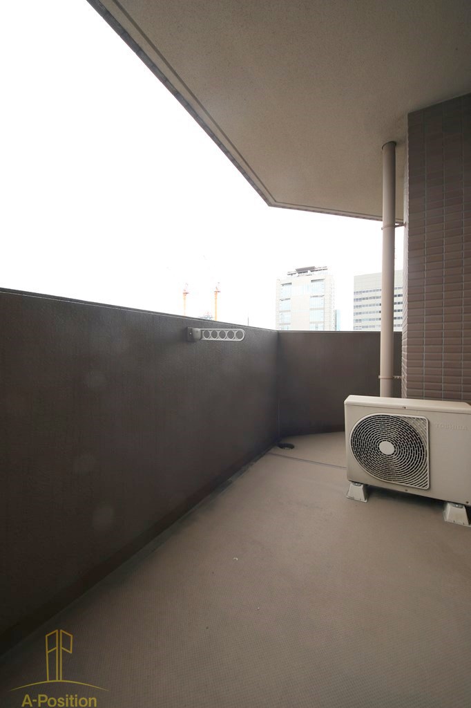 バルコニー　エスライズ本町東