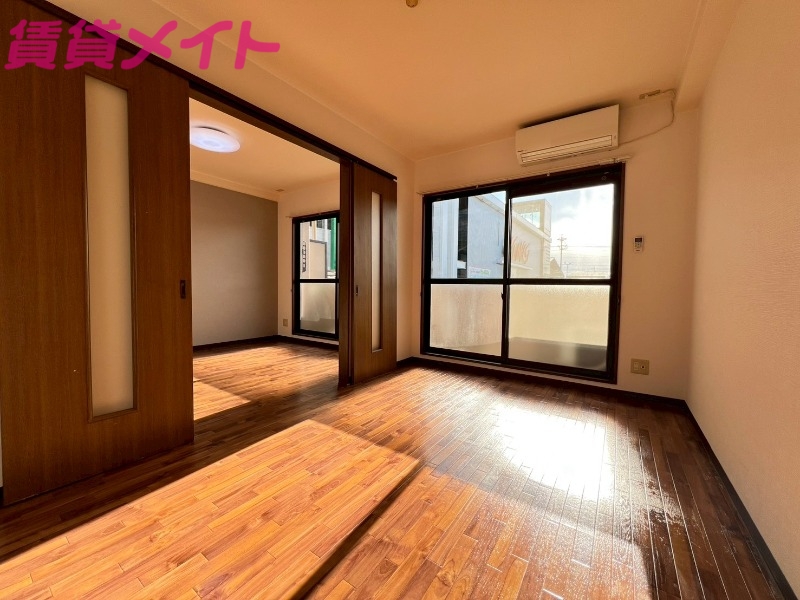居室・リビング　別部屋参考写真
