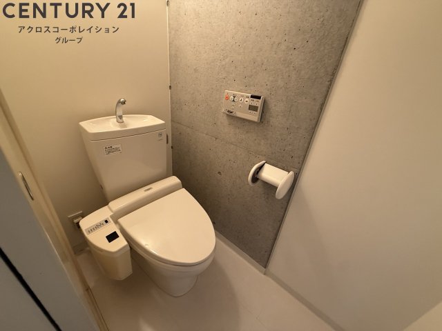 トイレ　温水洗浄便座付きでおすすめ！