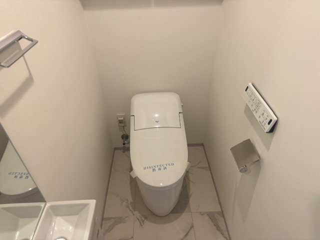 トイレ　別部屋参考写真