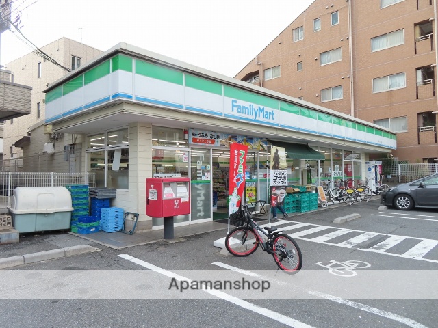 コンビニ　ファミリーマート桜川三丁目店（コンビニ）まで1116m