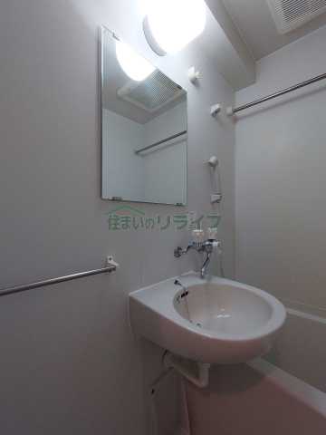 洗面設備　ロアール北新宿
