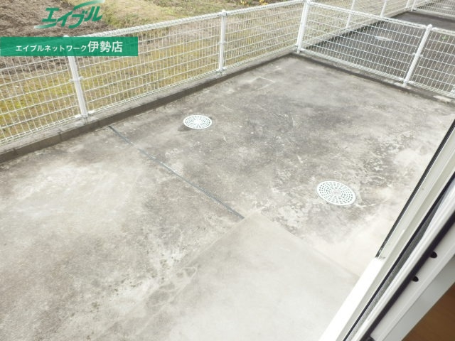 庭　同型反転タイプ参考写真