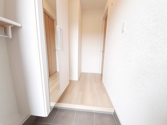 玄関　ゆったりとした玄関です