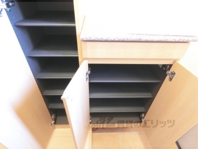 収納　下駄箱