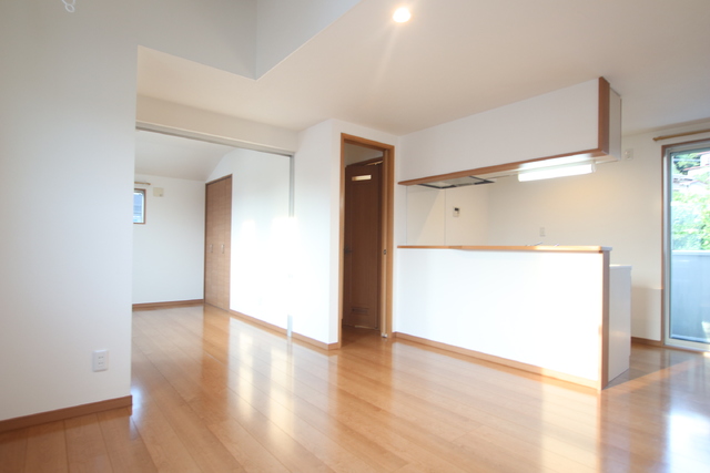 居室・リビング　※照明は設備ではありません