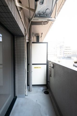 バルコニー　※別部屋の参考画像です