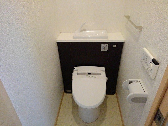トイレ　ゆったりとした空間のトイレです