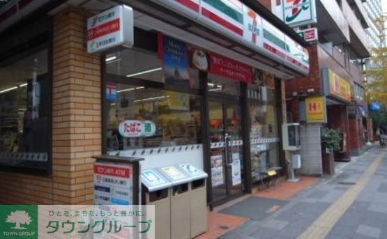 コンビニ　ニューヤマザキデイリーストア神宮前店（コンビニ）まで810m