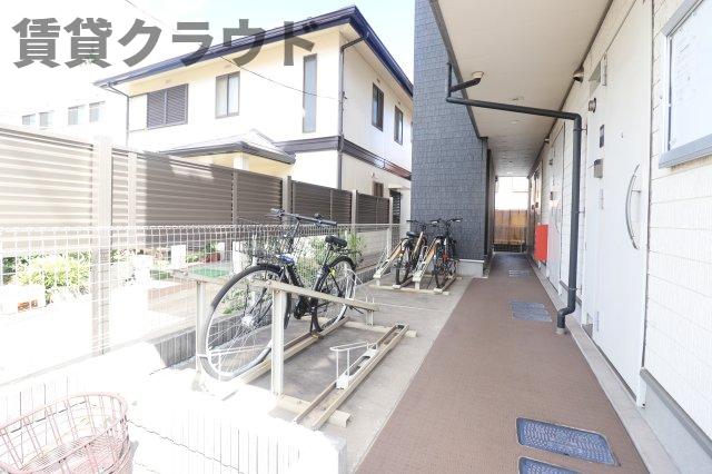 エントランス　駐輪場