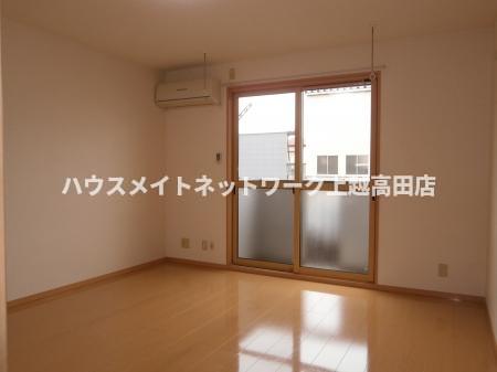 居室・リビング　洋室