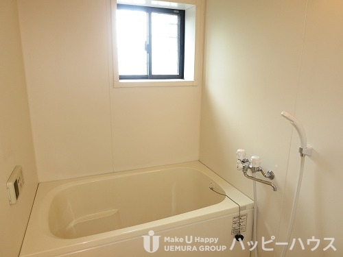 バス・シャワールーム　※別部屋のため、参考画像です。