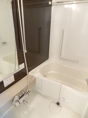バス・シャワールーム　※同物件別部屋