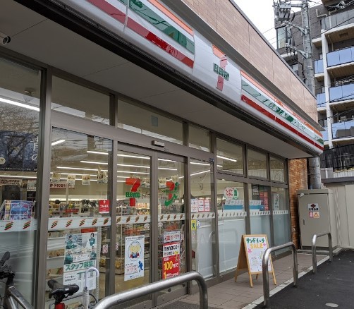 コンビニ　セブン-イレブン 大田区東雪谷１丁目店（コンビニ）まで433m
