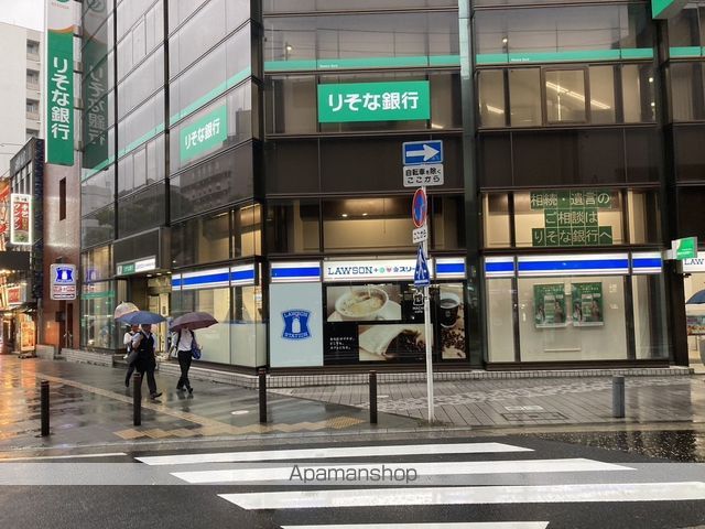 コンビニ　ローソン・スリーエフ 京急鶴見駅前店（コンビニ）まで162m