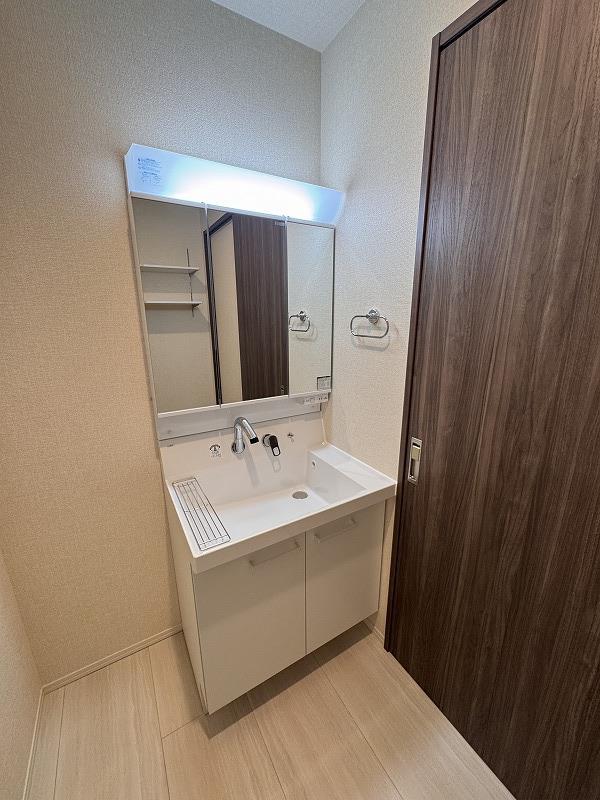 洗面設備　別のお部屋のお写真です