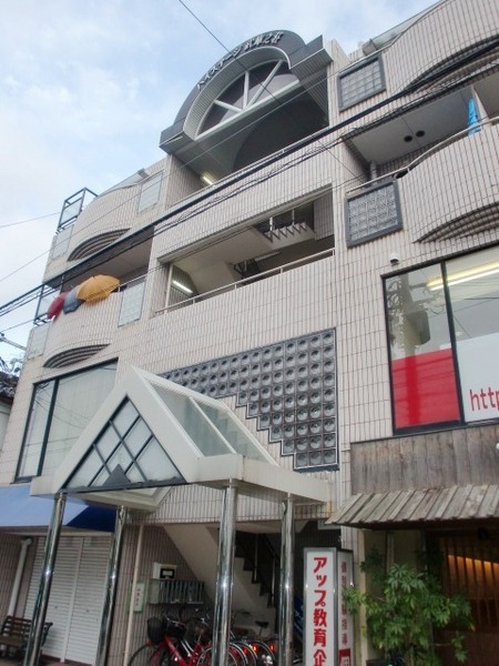 建物外観　ネット使用料無料です♪