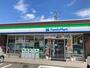コンビニ　ファミリーマートうみんぴあ前店（コンビニ）まで400m