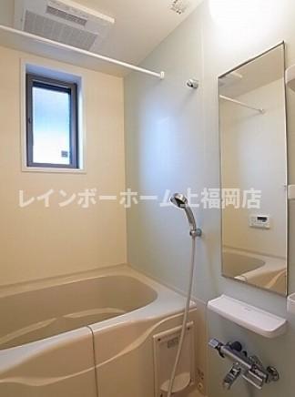 バス・シャワールーム　お風呂で日々の疲れを落としましょう