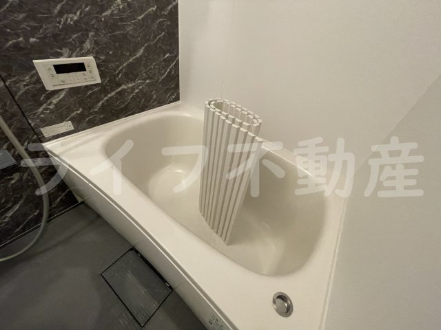バス・シャワールーム　ゆったり過ごせるお風呂です