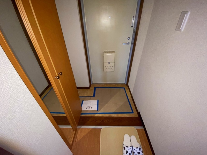 玄関　中部屋参考