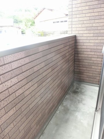 バルコニー　バルコニーがあります