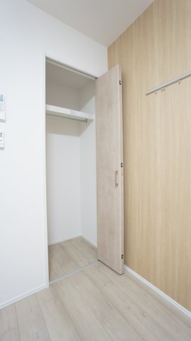 ラフィーネ生田IIの内装写真