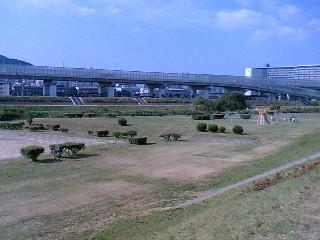 公園　猪名川運動公園（公園）まで617m