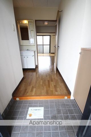 JCSマンションの玄関写真