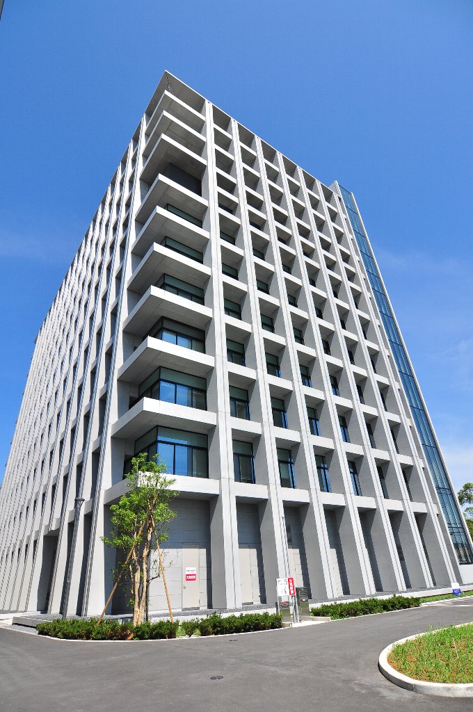 役所　浦安市役所（役所）まで608m