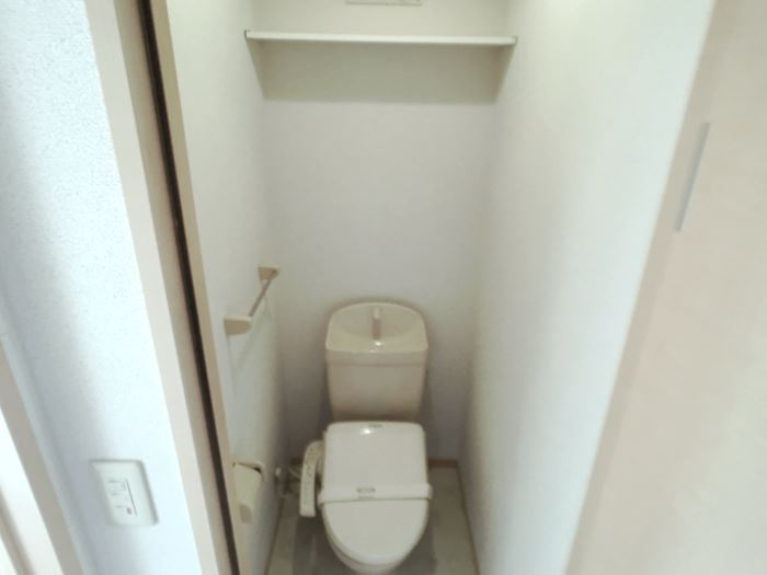 玄関　※別号室参考写真