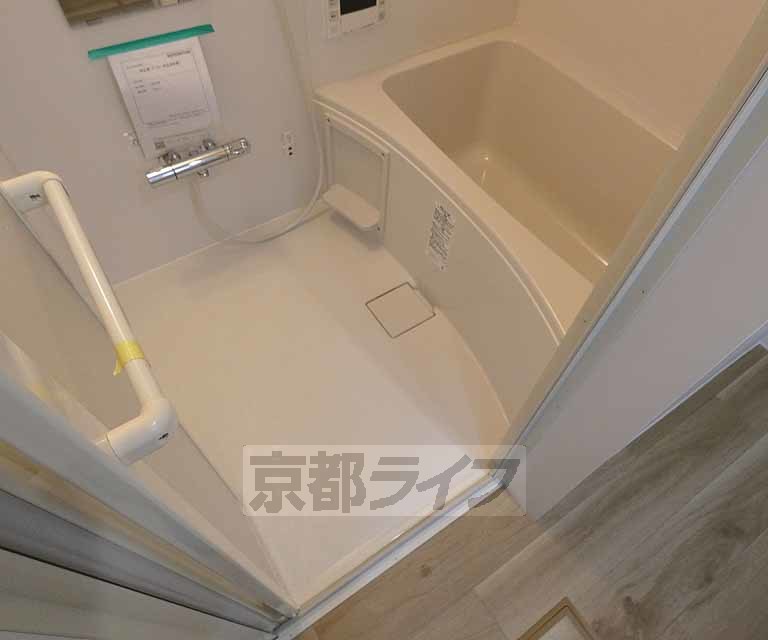 バス・シャワールーム　お風呂場です。