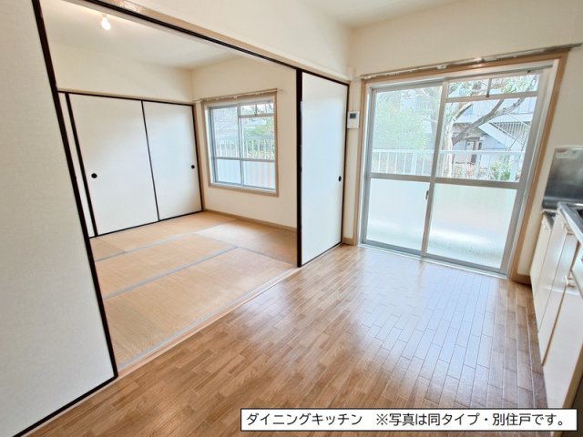 居室・リビング　★外観★