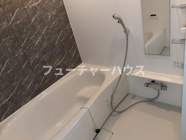 バス・シャワールーム　お風呂です