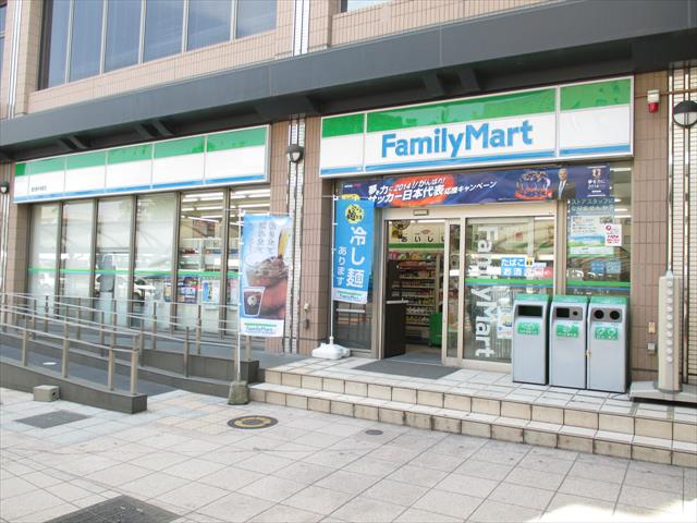 コンビニ　ファミリーマート（コンビニ）まで965m