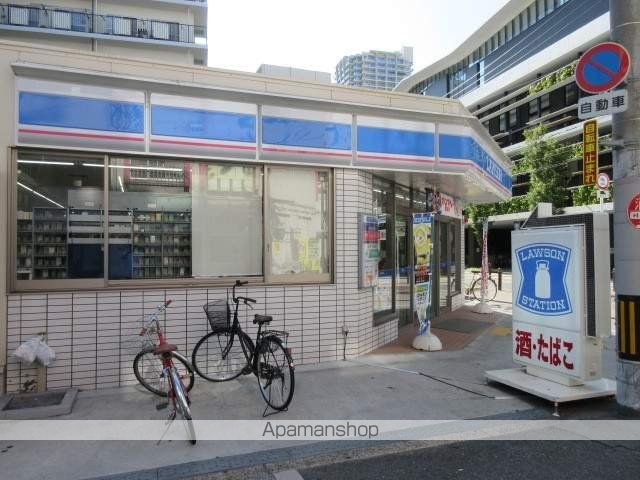 コンビニ　ローソン（コンビニ）まで300m