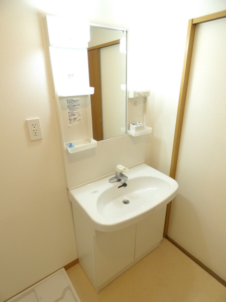 洗面設備　キレイな洗面台