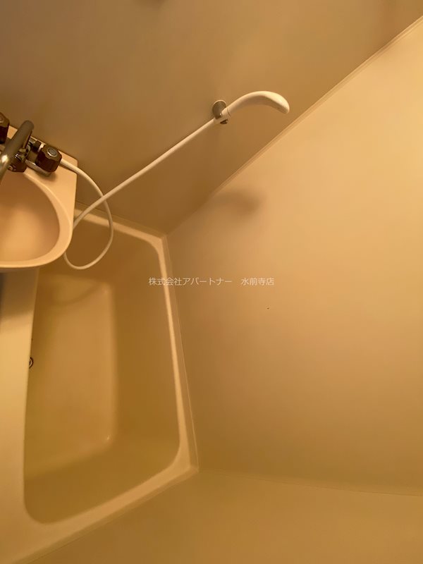 バス・シャワールーム　バス・トイレ同室になります！