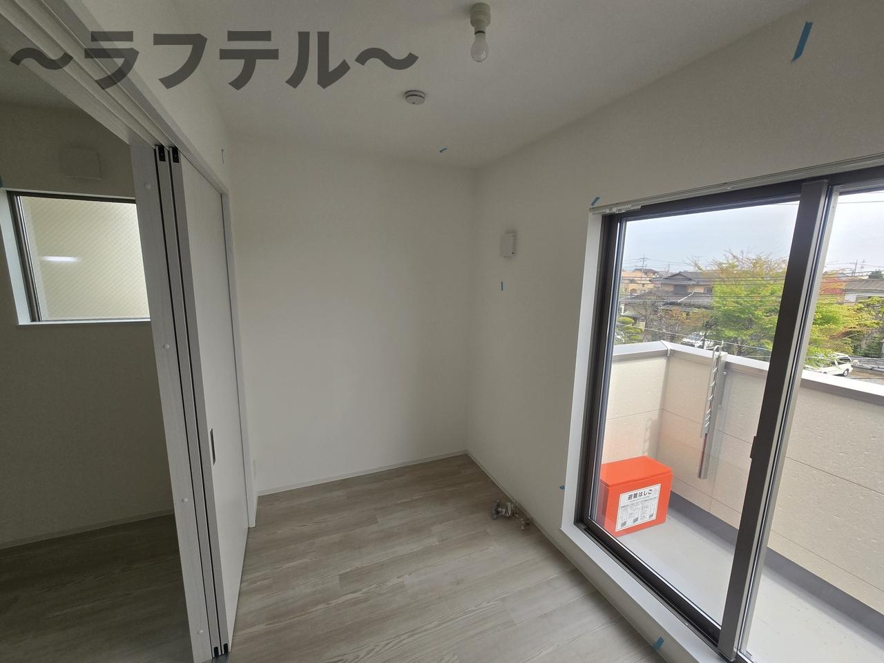 眺望　同メーカー施工　別部屋イメージ写真