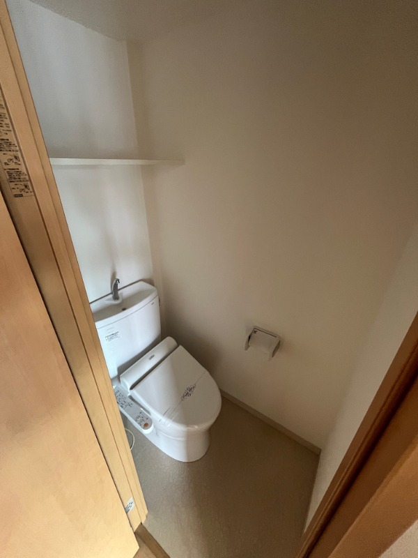トイレ　※他部屋参考写真