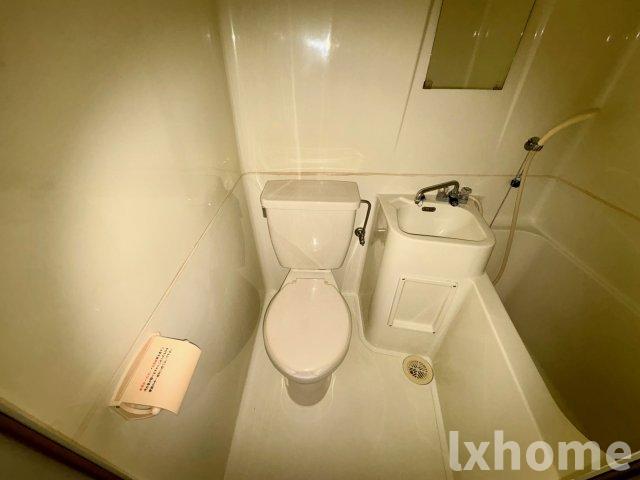 トイレ　コンパクトで使いやすいトイレです
