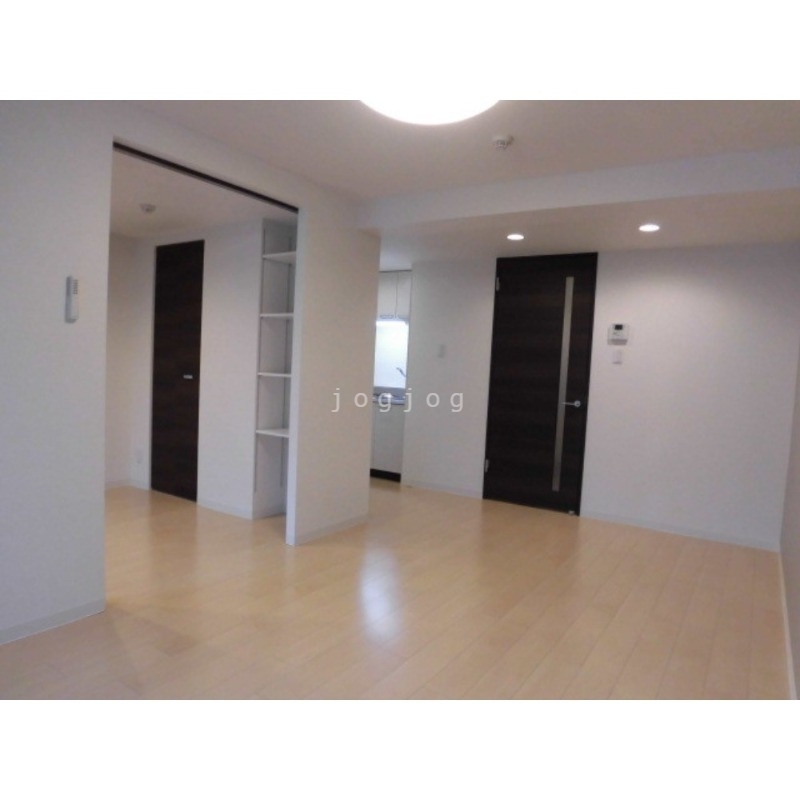 その他部屋・スペース　日当たりの良い明るいお部屋です。