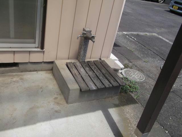 バルコニー　屋外水栓